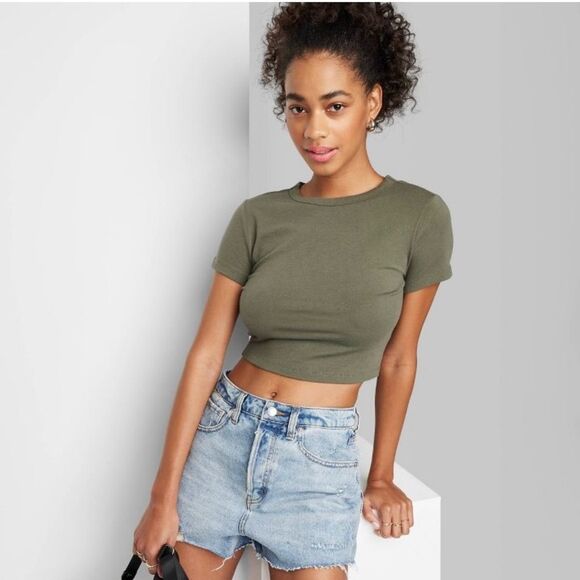 Wild Fable Forest Green Short Sleeve Soft Crop Top - Picture 1 of 6